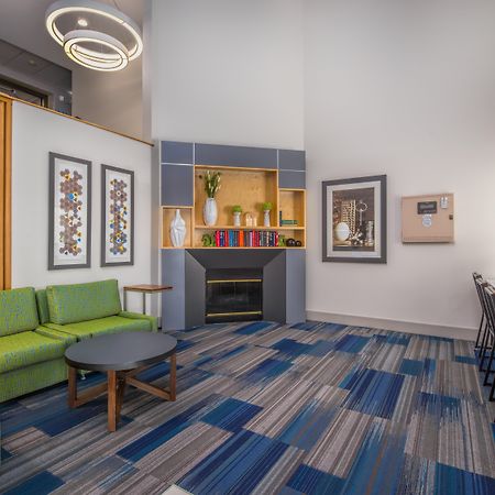 Holiday Inn Express Phoenix-Airport/University Drive By Ihg Bagian luar foto