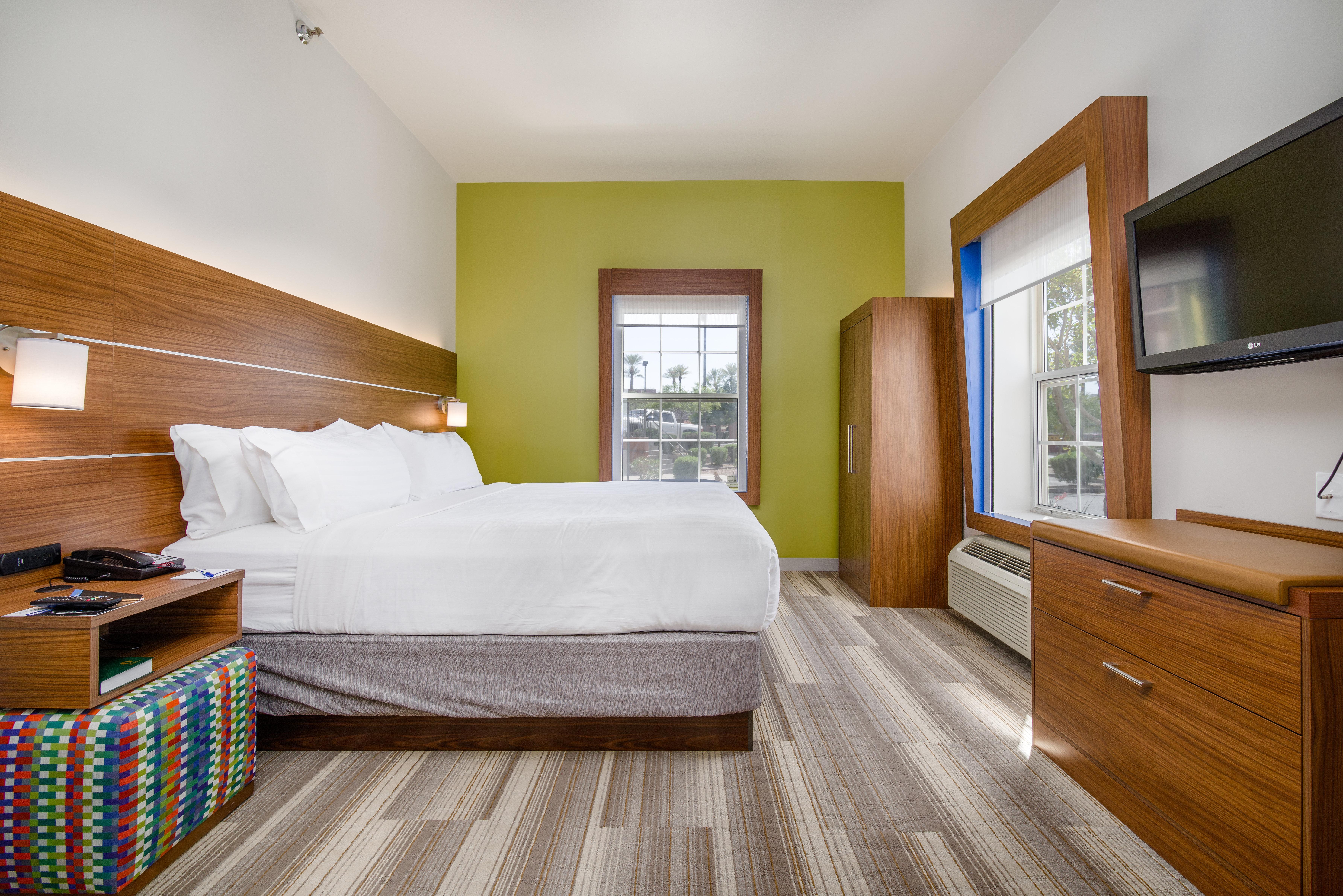 Holiday Inn Express Phoenix-Airport/University Drive By Ihg Bagian luar foto