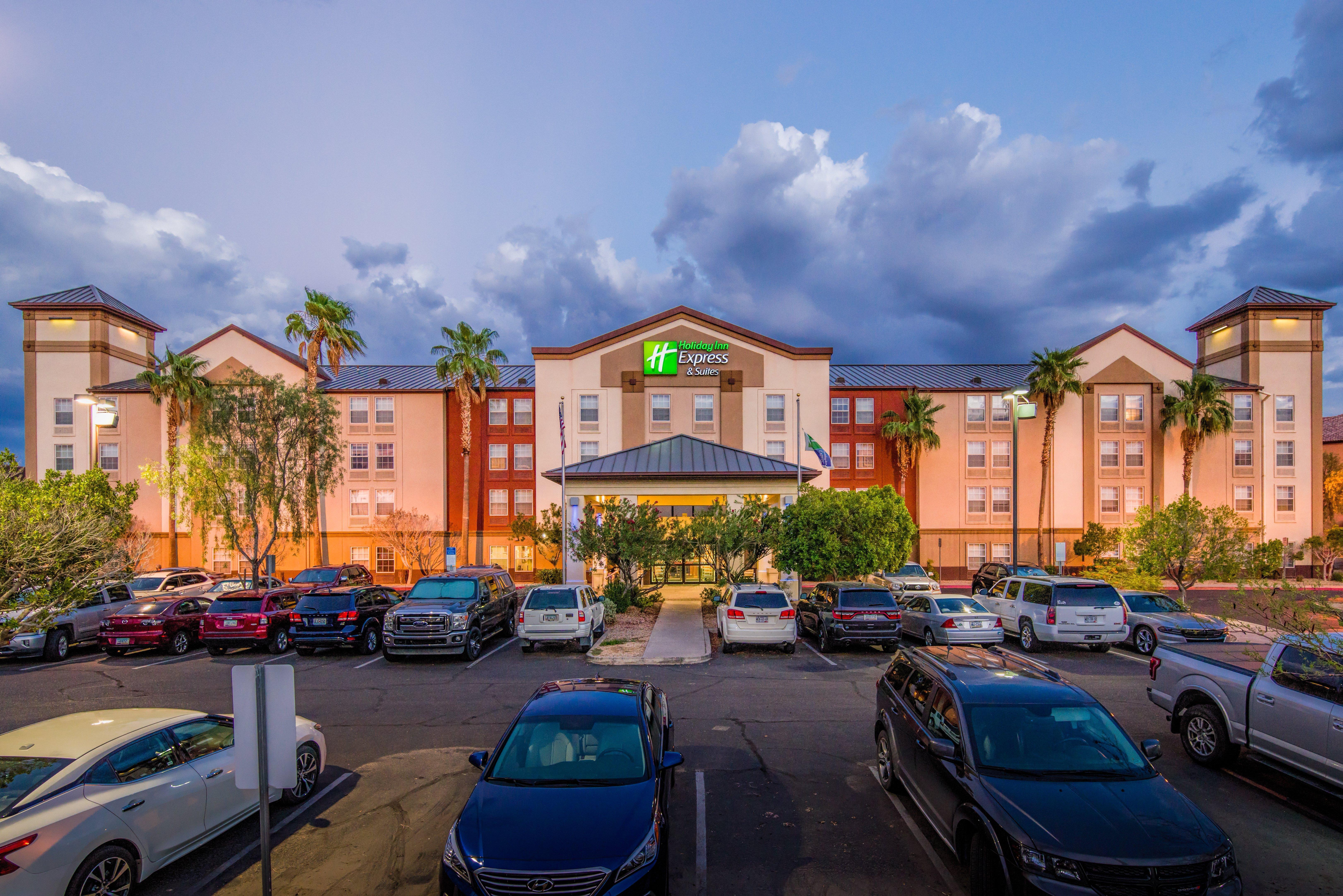 Holiday Inn Express Phoenix-Airport/University Drive By Ihg Bagian luar foto