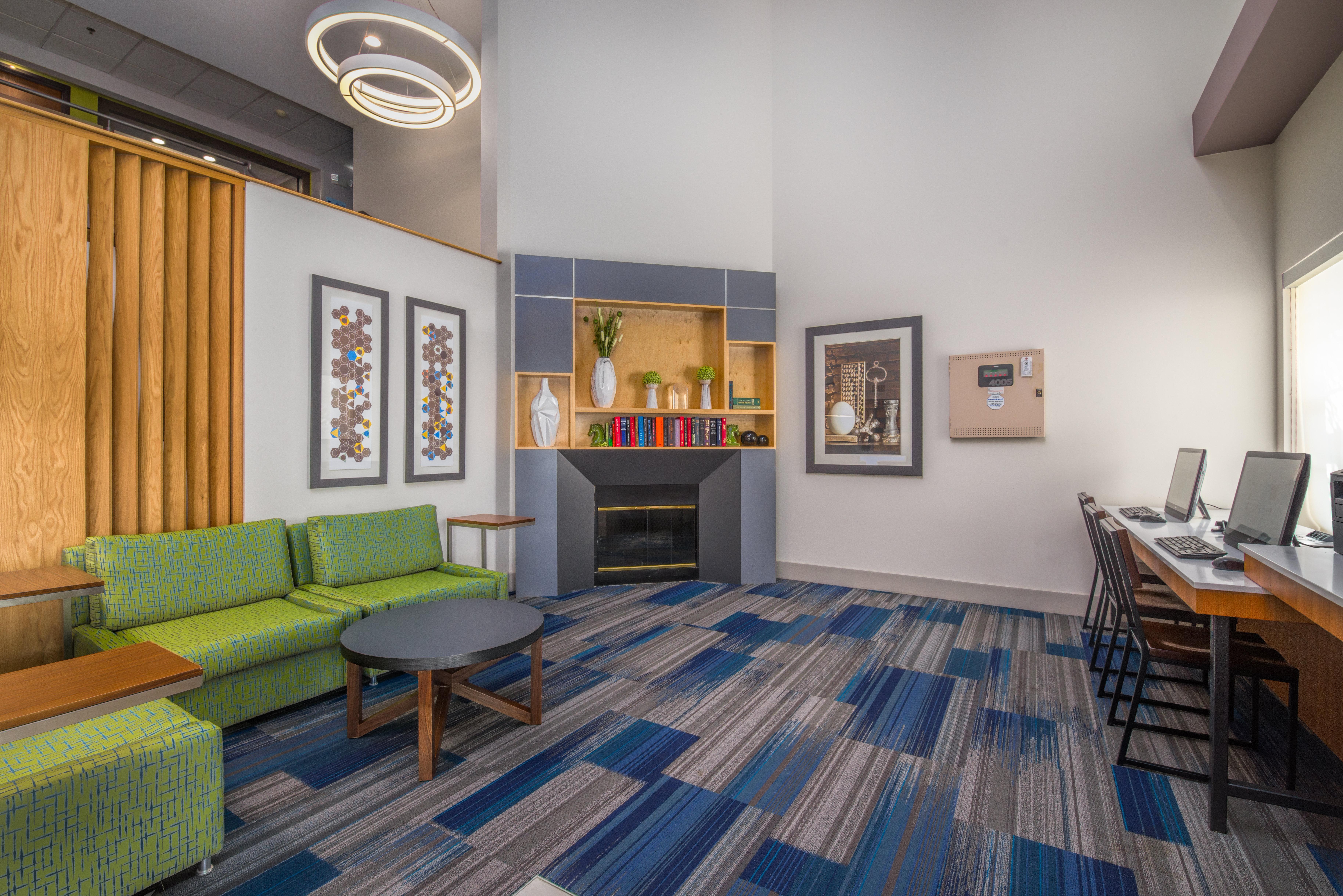 Holiday Inn Express Phoenix-Airport/University Drive By Ihg Bagian luar foto