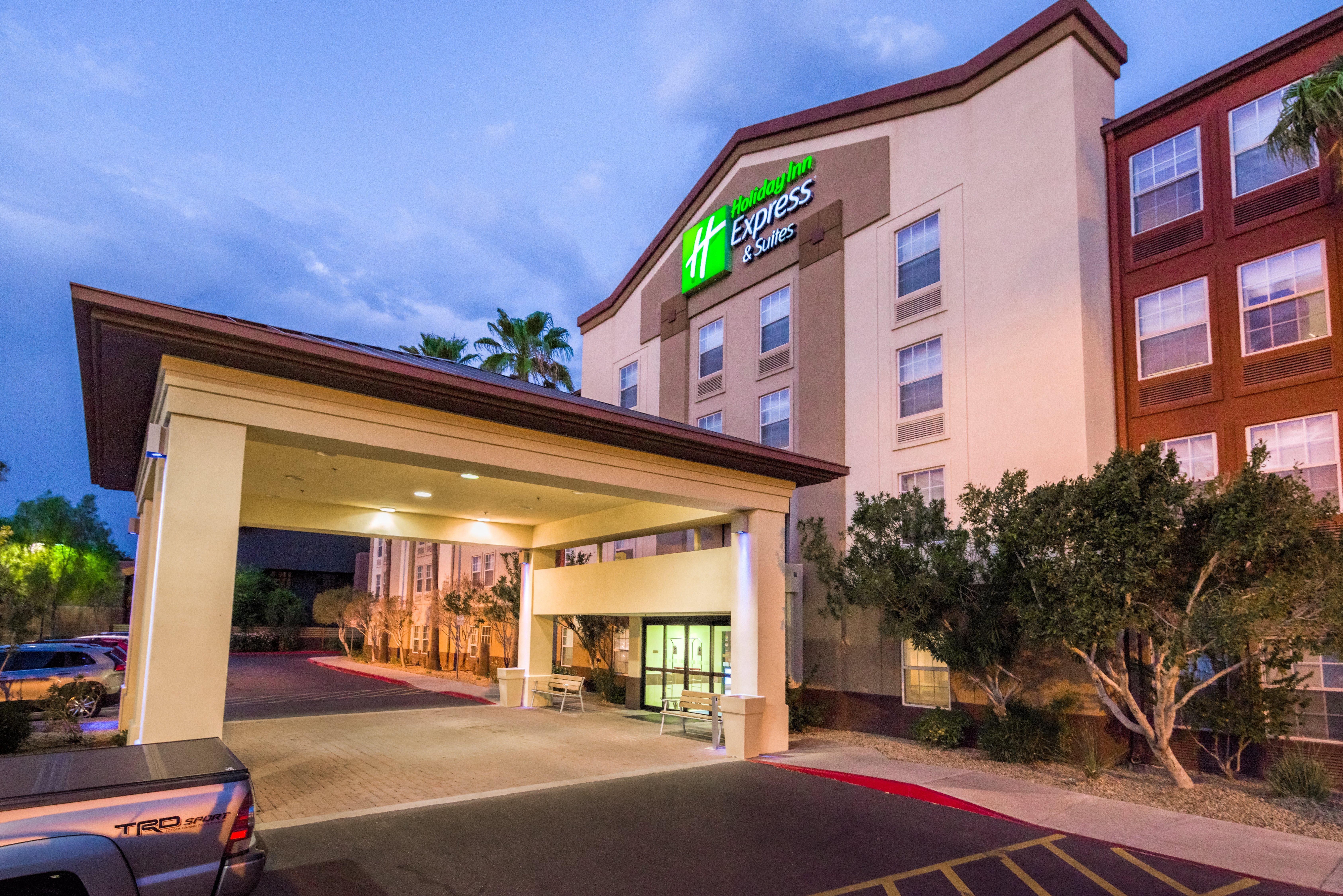 Holiday Inn Express Phoenix-Airport/University Drive By Ihg Bagian luar foto